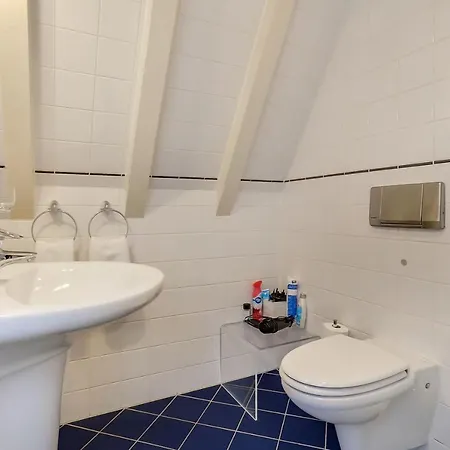 City-centre, Canal-house, Luxurious , Stylish Bedroom, Ensuite Bathroom 4* אמסטרדם