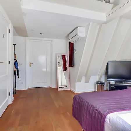 Pensionat City-centre, Canal-house, Luxurious , Stylish Bedroom, Ensuite Bathroom