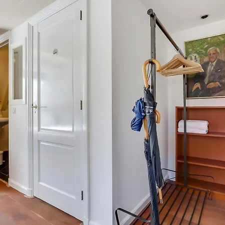 City-centre, Canal-house, Luxurious , Stylish Bedroom, Ensuite Bathroom